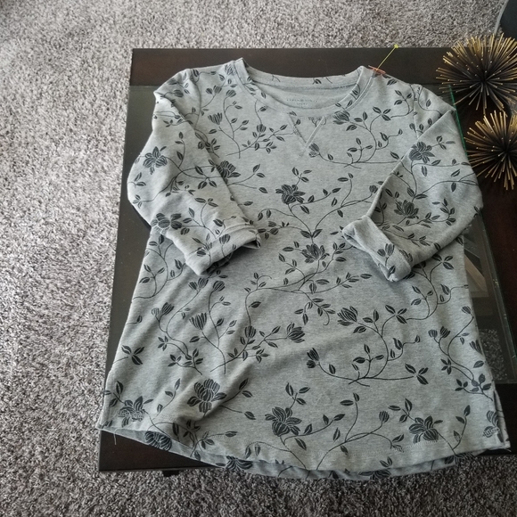 2 Karen Scott Sport Floral Sweatshirt Bundle Wmn S - Picture 2 of 10